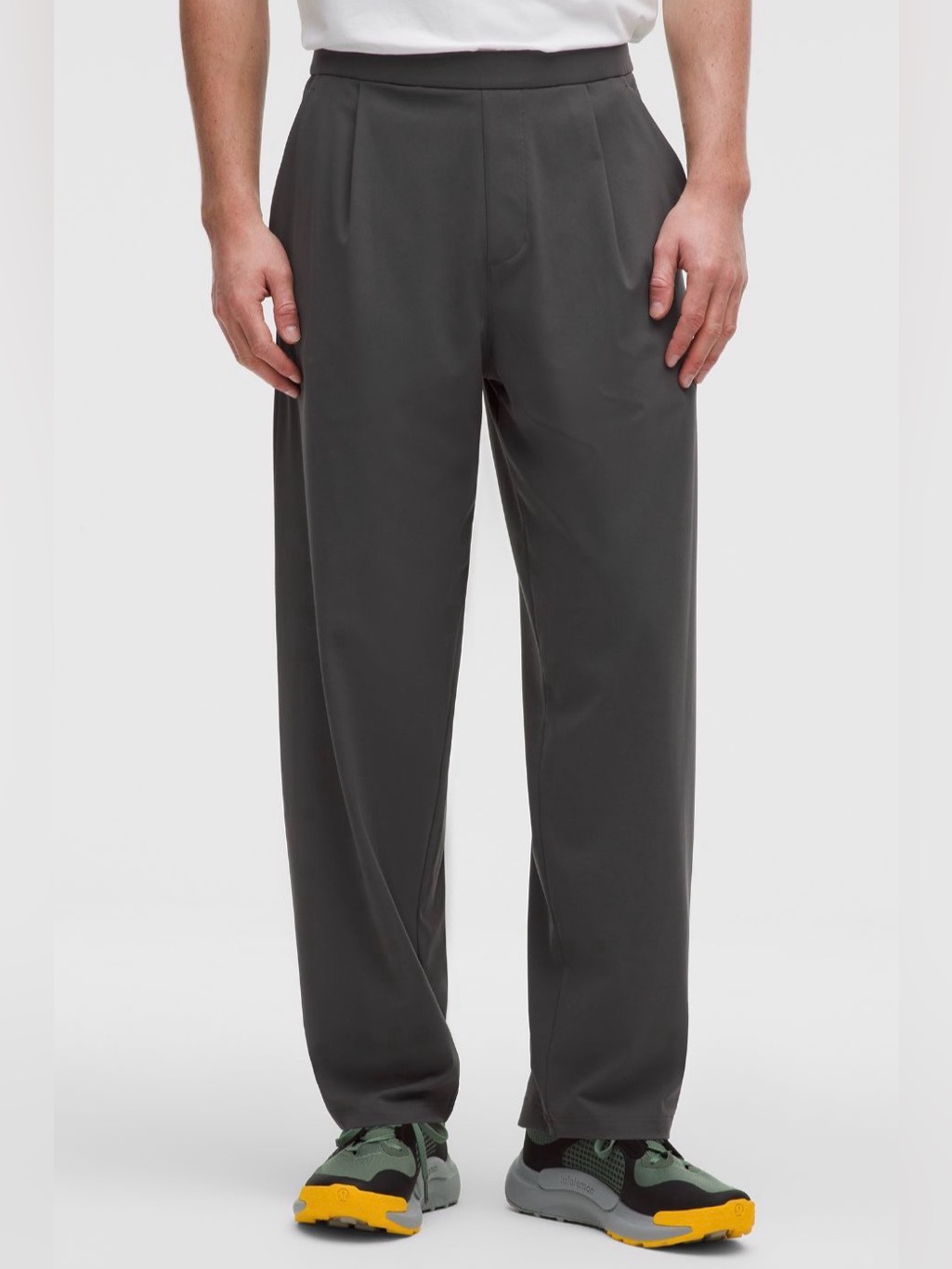 Nwt Lululemon Graphite Grey Men's Daydrift Relaxed-Fit Pleated Trouser Size Xlt